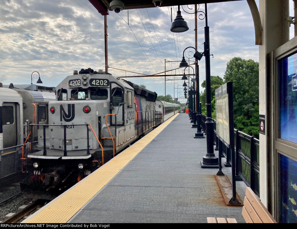 NJT 4202